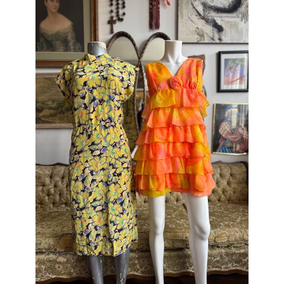 Vintage 70's Sunburst Mini Ruffle Flutter Dress Size Small/Medium - Picture 5 of 6